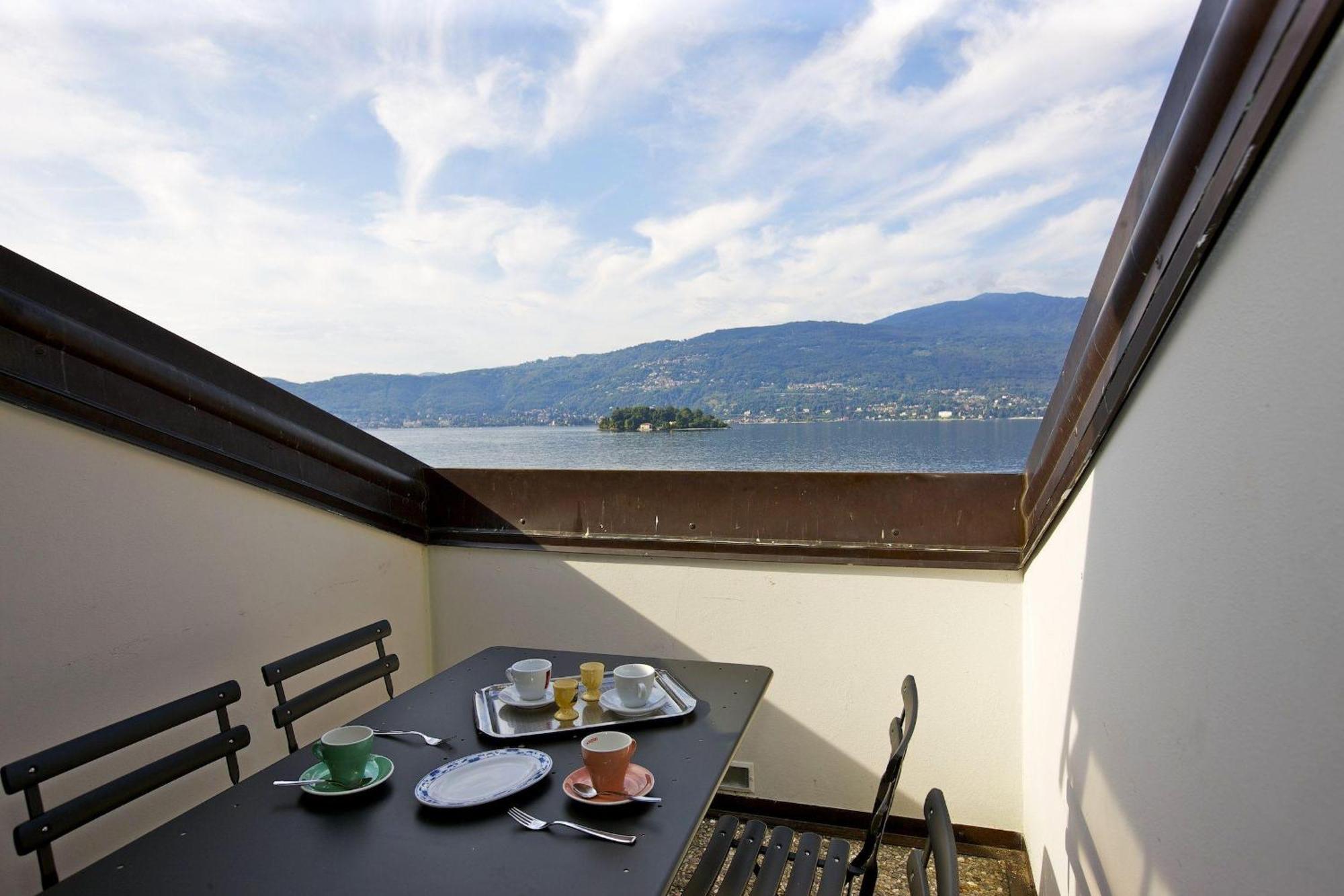 Appartamenti Lungolago Verbania Szoba fotó